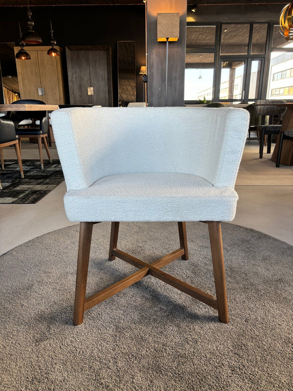 Scaun Monique - disponibil pe stoc